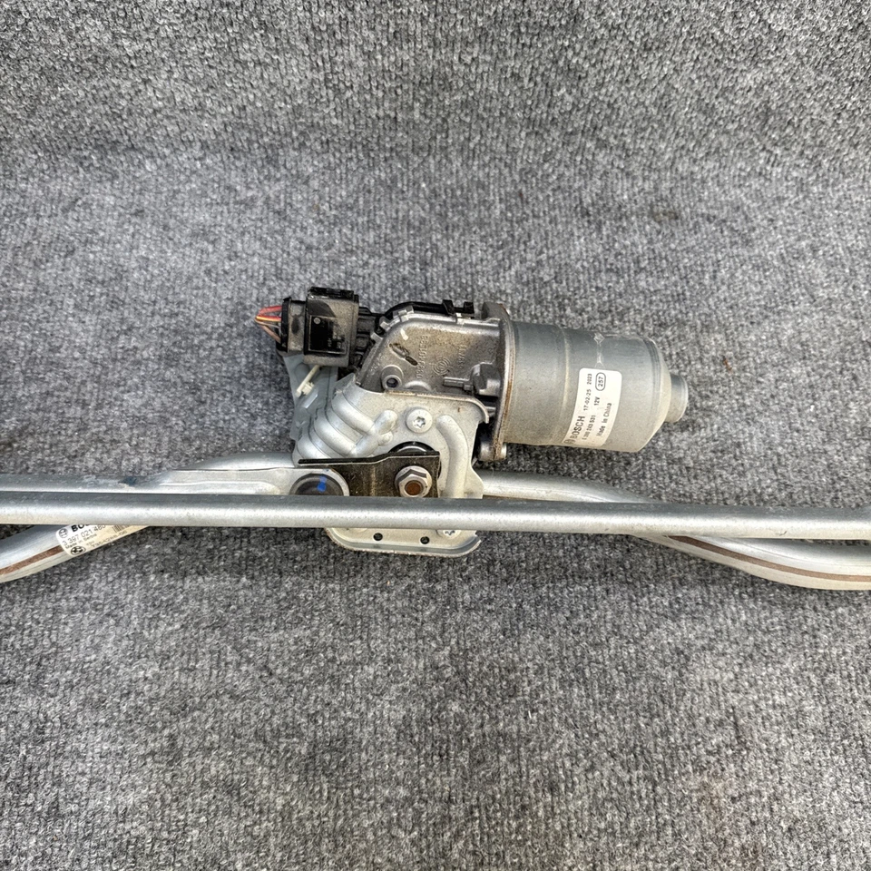 Mini Cooper Clubman Bosch 2016-2018 motor limpiaparabrisas delantero con brazo OEM 0390243531 Foto 3 de 4