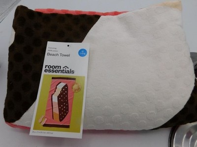 Room Essentials Ice Cream Sandwich Beach Towel 36'' x 72'' NEW WITH TAGS