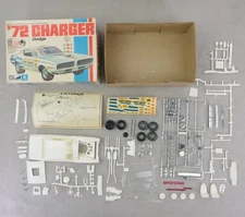 Estate Vintage 1/25 MPC 1972 Dodge Charger Model Car Kit..looks Complete..NICE!!
