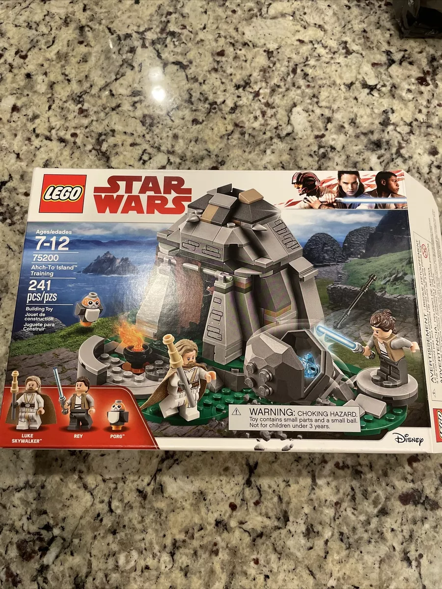 LEGO Star Wars: The Last Jedi Ahch-To Island Training 75200 (241