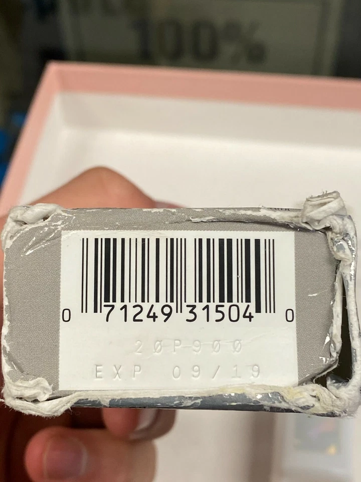 L"Oreal Brightening Day Moisturizer SPF 30 (1 oz/30 ml)  - Image 4 of 4