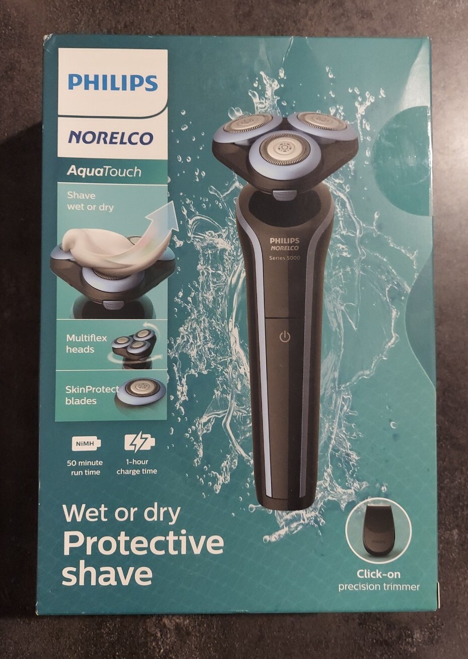 Philips Norelco AquaTouch 5000, Rechargeable Wet & Dry Electric Shaver