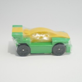 Lego Racers Toy Car General Mills Cereal 2009 Promo DK7190 Yellow & Green Sealed