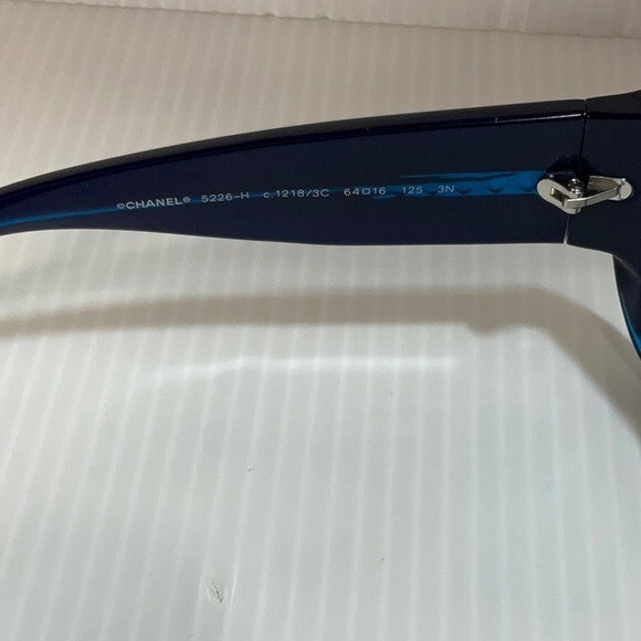Chanel sunglasses 5226-H dark blue frame for woman's made in