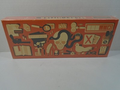 2016 SECRET HTLER--STRATEGY & BETRAYAL PARTY BOARD GAME (NEW)