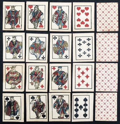 Poker et cartes à jouer en carton