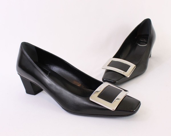 Roger Vivier NWOB Belle Vivier Black Leather Pump Heel Shoe 37 7