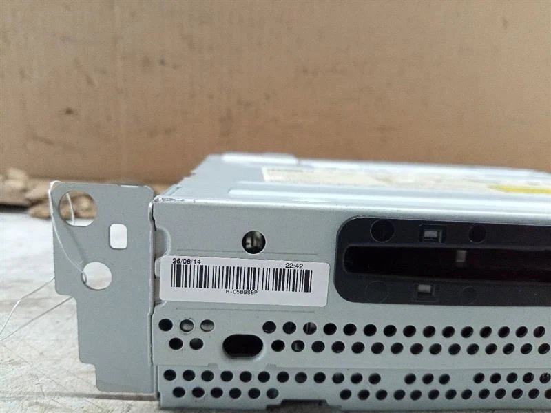 Audio Equipment Radio Am-fm-cd Receiver 1 Din Fits 14-16 BMW 228i 192345 - Image 2 of 4