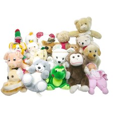 LOT 19 JOUETS PELUCHES TAILLES ET MODELES ASSORTIS
