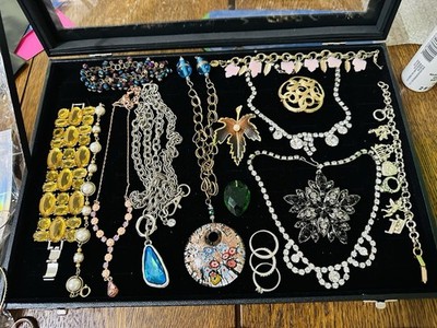Vintage Lot Of 15 Costume Jewelry Pieces Bling Murano