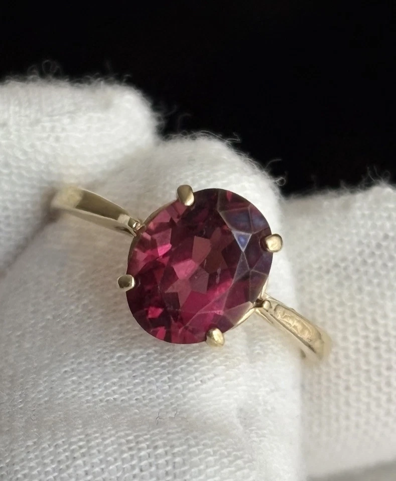 14K Yellow Gold Pink Tourmaline Solitaire Ring Band Size 7.25 Ladies - Image 3 of 4