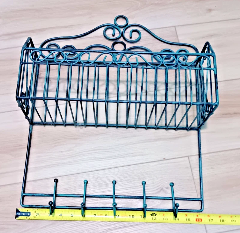 Green Metal Wall Shelf Towel Rack