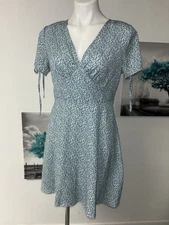 romwe dress Women’s New With Tags Size M Zipper On the Side