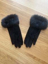 Vintage Black Suede Gloves With Fur Edge