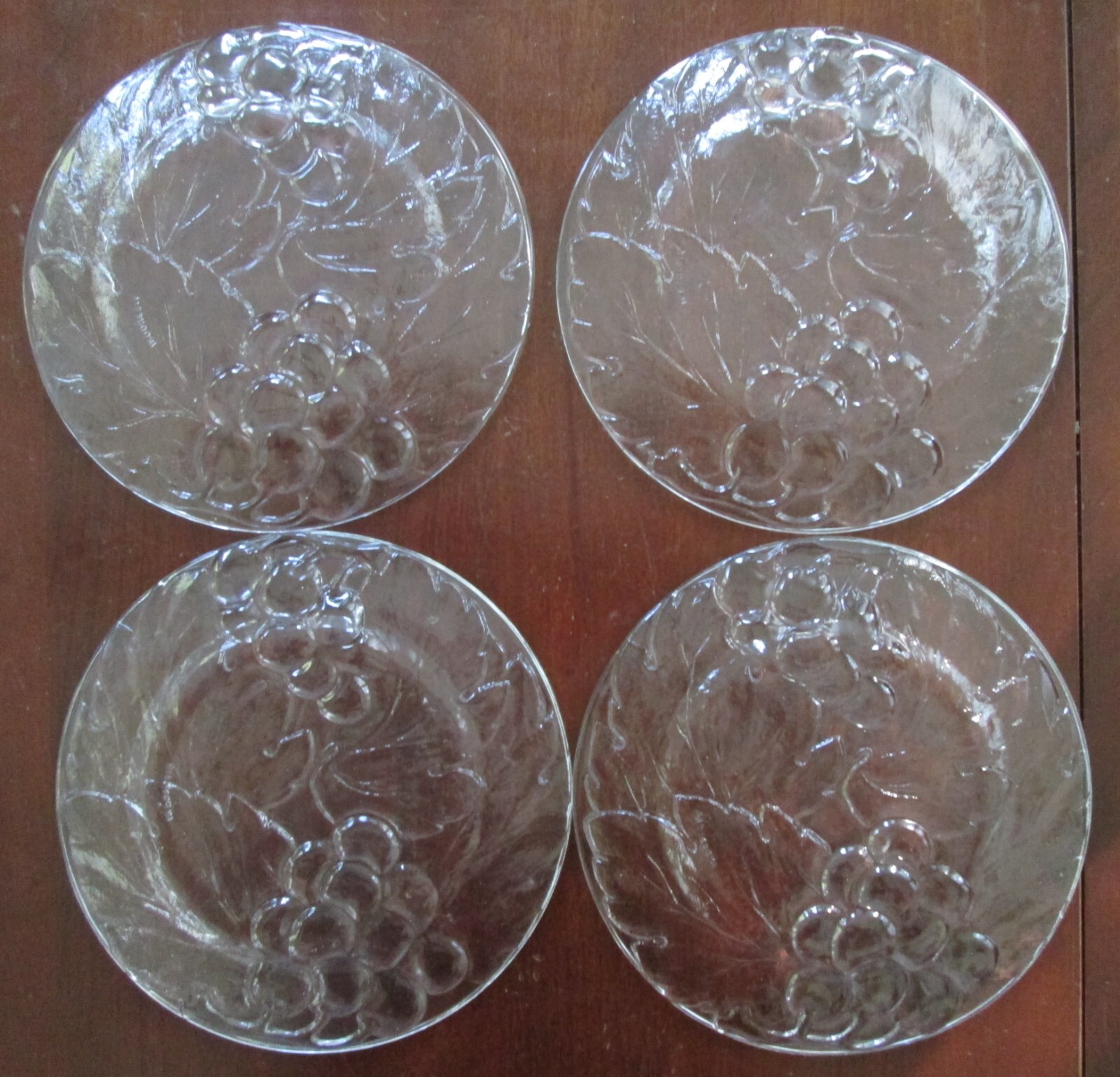 Set(s) of 4 Vintage Clear Salad Plates 7.25" KIG Indonesia, Grape