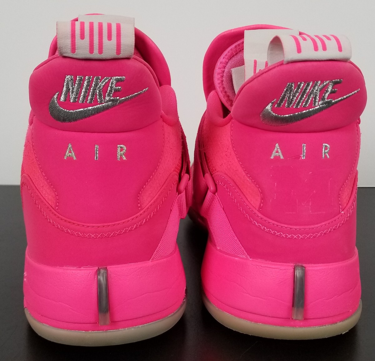 JORDAN XXXIII 33 MICHIGAN WOLVERINES PE PLAYER PROMO SAMPLE PINK