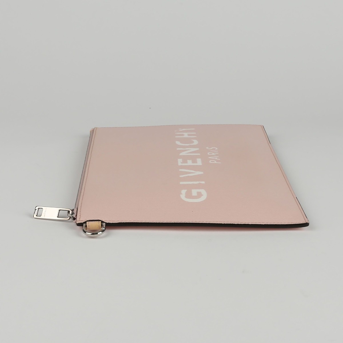 Givenchy Vintage Logo Clutch in Pink Leather BB607VB0T0 Givenchy Vintage Logo Clutch in Pink Leather BB607VB0T0