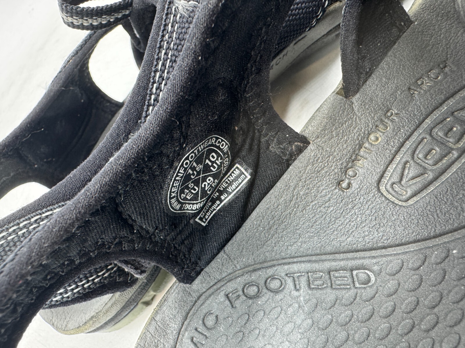 Keen Clearwater CNX Sandali Uomo Nero Cordlock Punta Tonda Impermeabili Outdoor 11