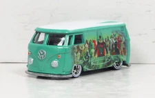 Hot Wheels Pop Culture Alex Ross DC Heroes Volkswagen T1 Panel VW Bus 1:64