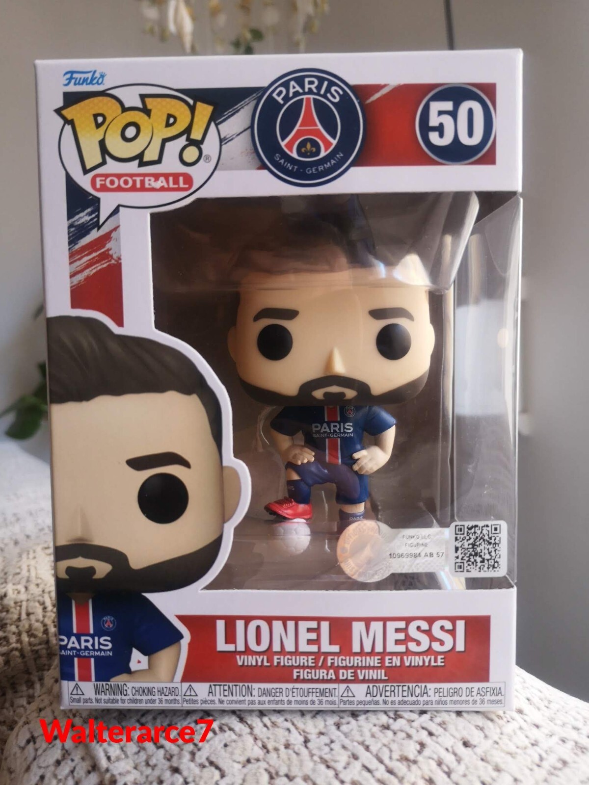 Funko Pop Paris Saint-Germain Football Club 50 Lionel Messi 30 