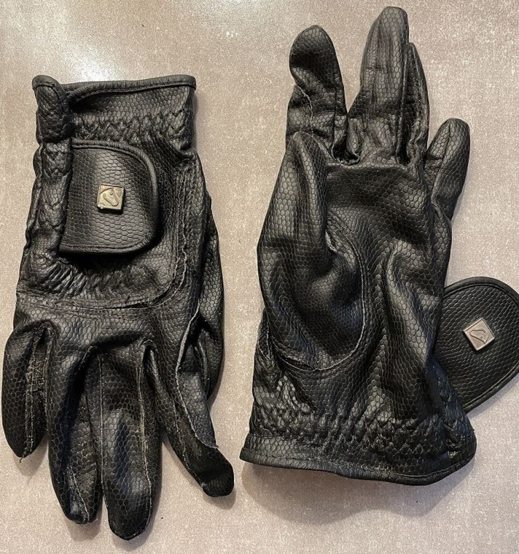SSG Soft Touch Horse Riding Gloves Size 5 Black