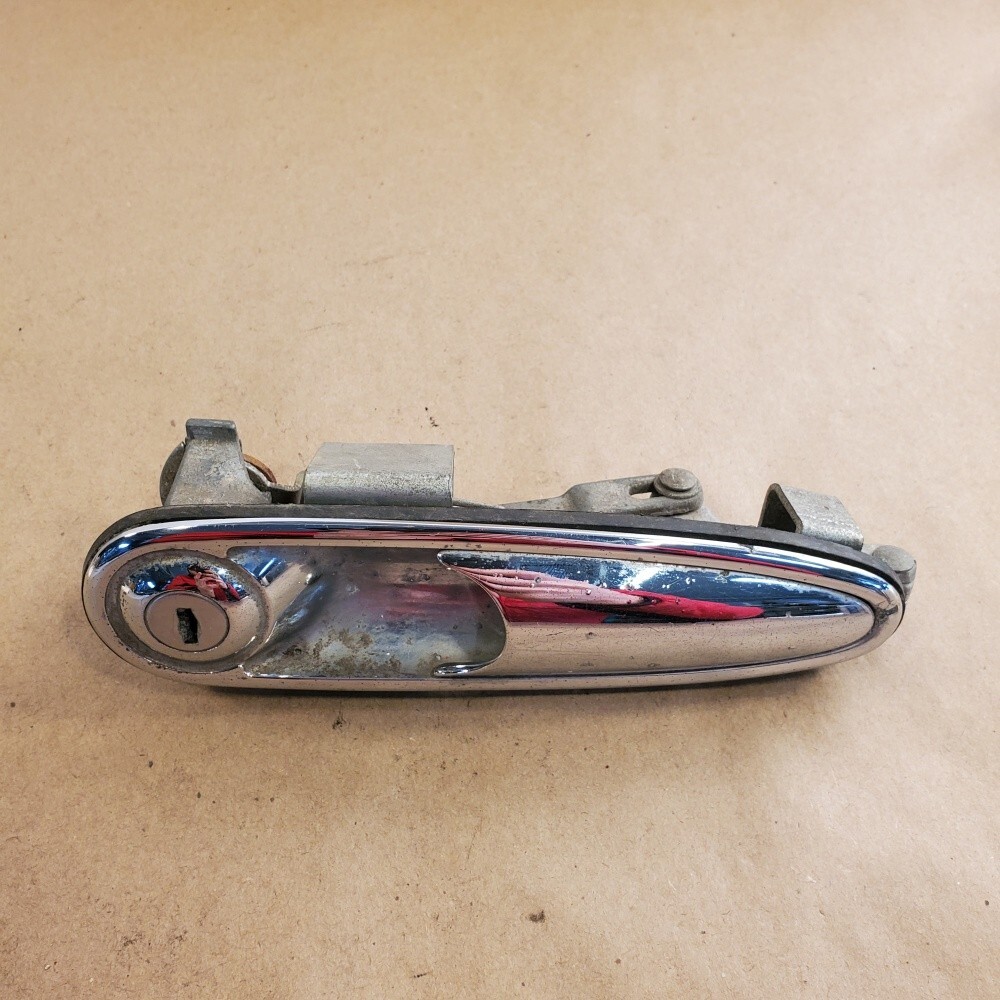 Right Passenger Door Exterior Outside Outer Handle 60633400 Ferrari Mondial 82