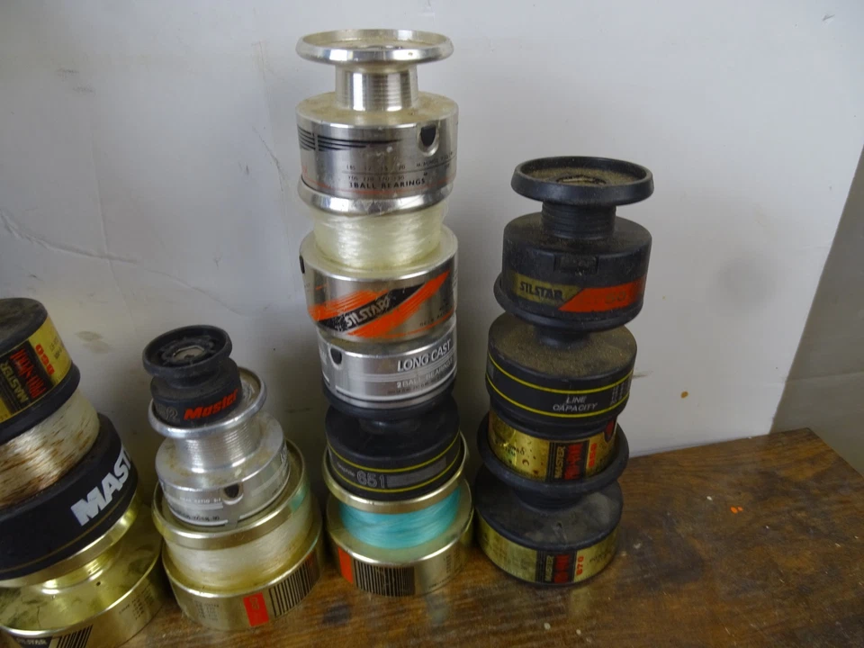 LOT OF 29 LOOSE  Spinning Reel Replacement Spools ASSORTED BRANDS AND SIZES - Image 4 of 4