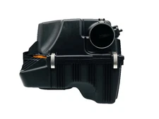 2013-2017 BMW X3 2.0L - Engine AIR Filter BOX / Housing 7616932