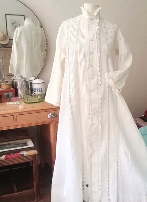 Antique Edwardian Victorian Cotton Lace Dressing Gown Robe Long Sleeve | eBay Antique Edwardian Victorian Cotton Lace Dressing Gown Robe Long Sleeve | eBay