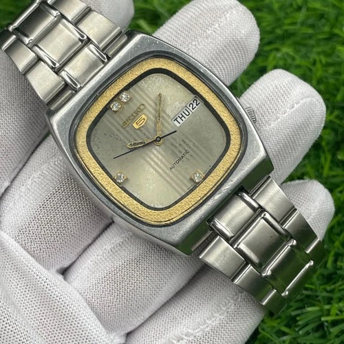 Vintage Seiko 5 Automatic Made in Japan Men’s Watch Day-Date 6309-5640