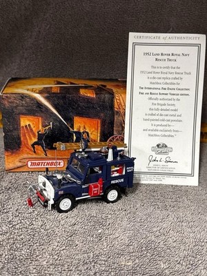 Matchbox Collectibles Yesteryear 1952 Land Rover International Fire Engine COA