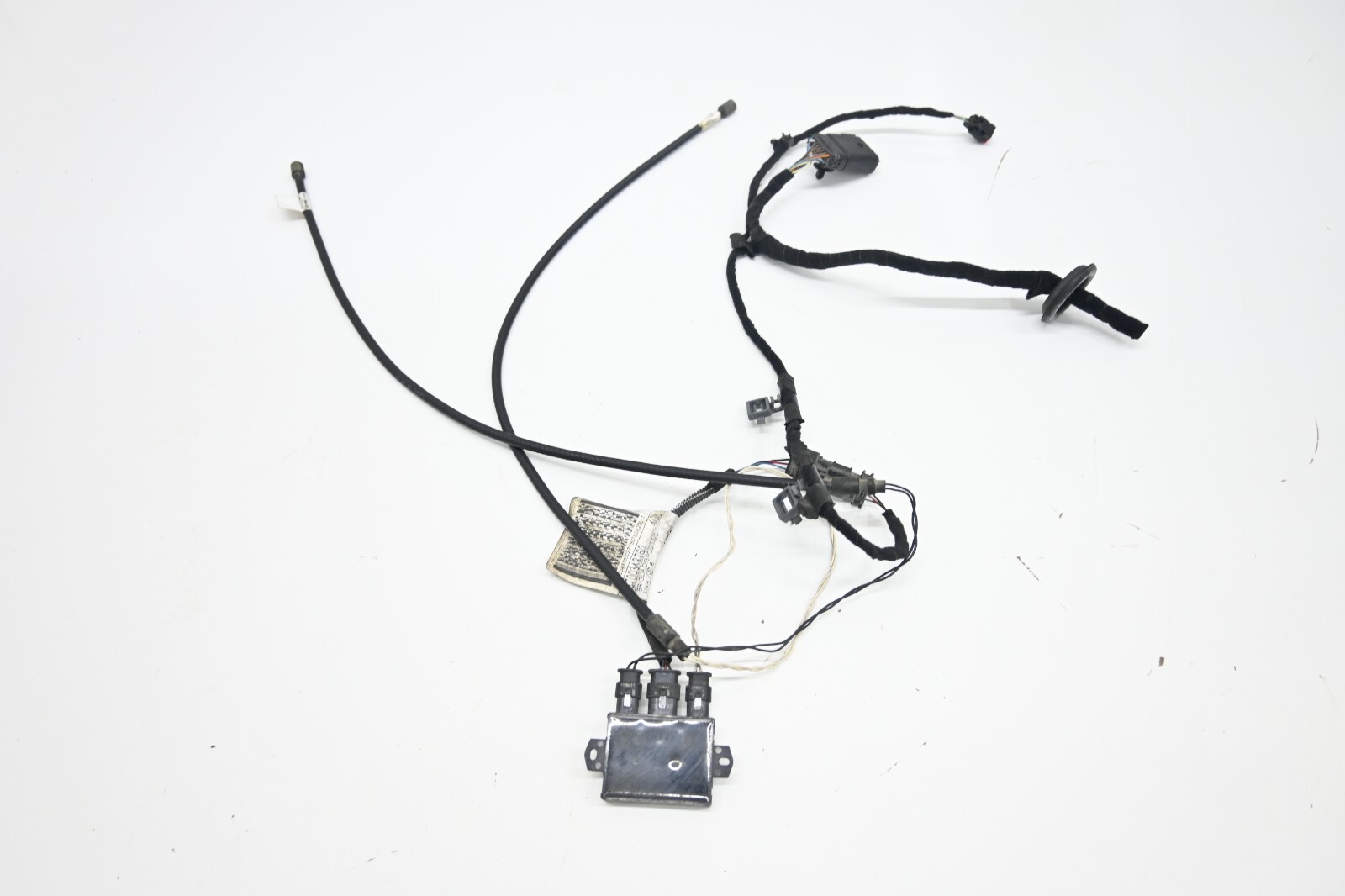Maserati Ghibli 2014-2021 rear Trunk control module P/N 1275196