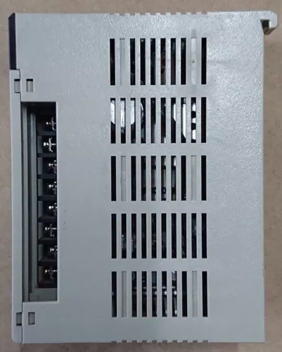 1PC New Omron C200HW-PA204 Power Supply 1 Year Warranty
