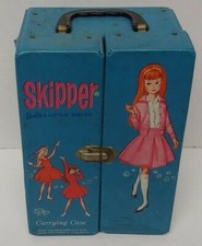 Vintage 1964 Mattel Skipper Barbie s Little Sister Blue Clothing Carrying Case