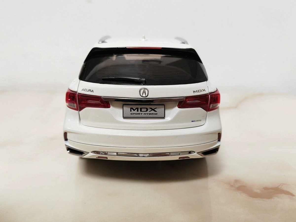 Acura MDX Sport Hybrid 1/18スケールモデルミニカー 1/18 Scale Honda ACURA MDX White Diecast Car Model Toy Collection