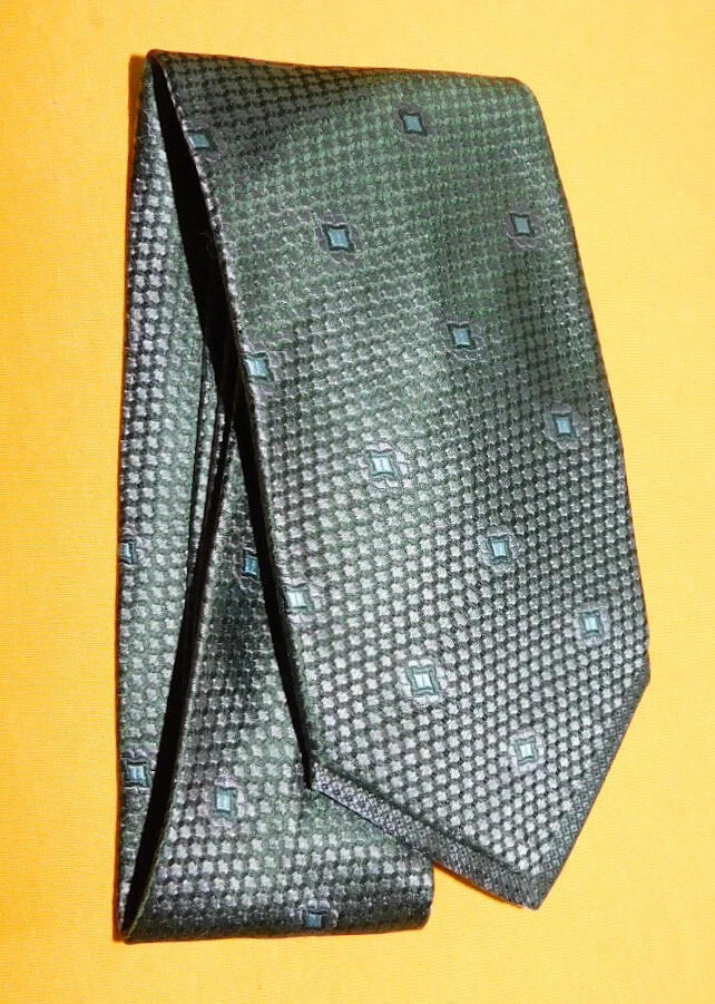 GIANFRANCO FERRE 意大利绿色/浅绿色方形摩托车领带 - 领带。 — 第 2/3 张图片