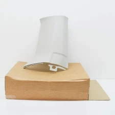 R DISCOVERY 4 L319 Rear Right Body D-Pillar Trim Panel EMR500381LUM NEW