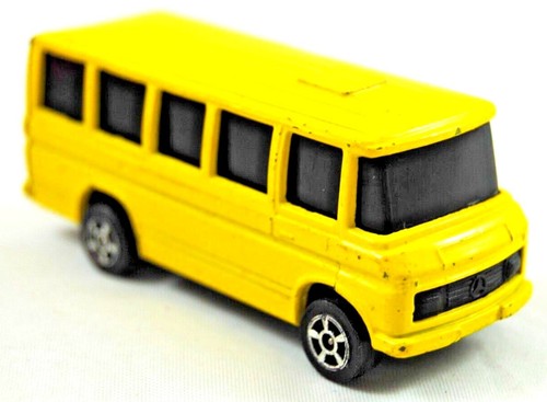 Corgi Juniors FORD TRANSIT IVECO LAND ROVER LEYLAND TERRIER RENAULT Mix Lot Vans - Picture 117 of 171