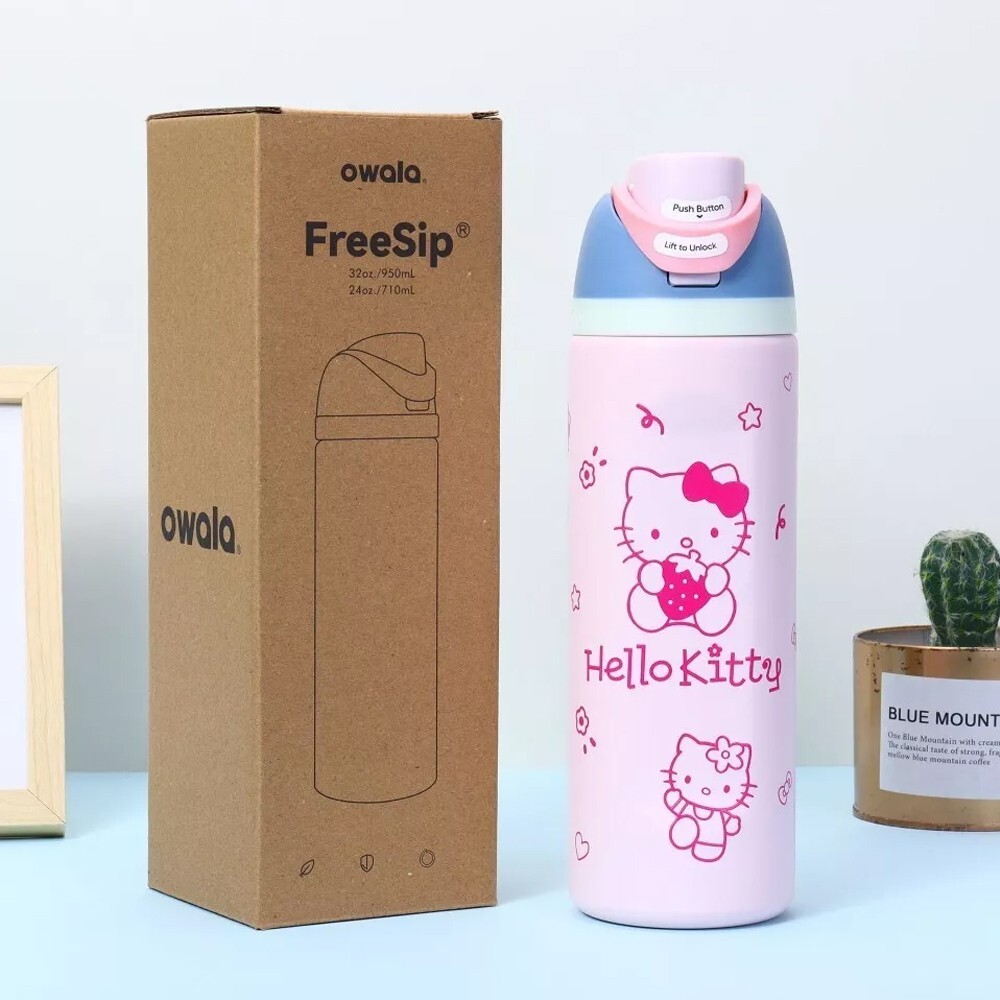 Owala 32 oz FreeSip Hello Kitty Stainless Steel Water Bottle