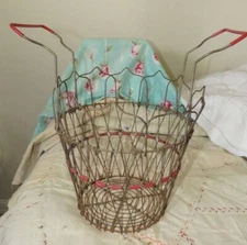 ANTIQUE WIRE COLLAPSIBLE EGG BASKET 11" TALL BY 8" WIDE