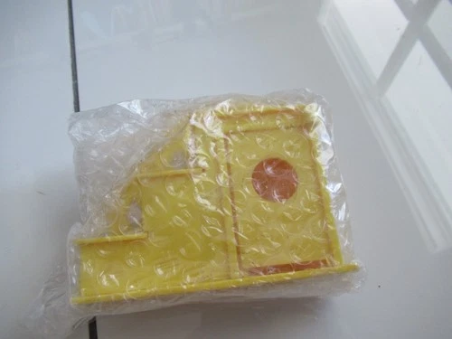 Vintage Fisher Price Little People Play Family House 952 Staircase Yellow Stairs