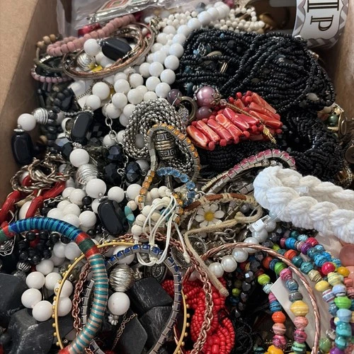 22 lbs. Huge Jewelry Lot.  All Wearable - Costume And Vintage!