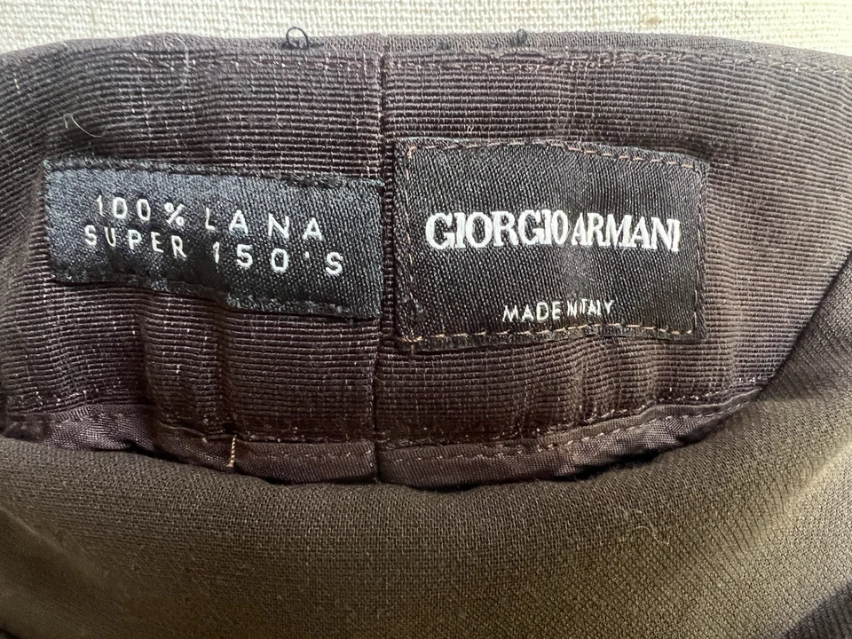 Pantalones de pierna recta ancha con cremallera lateral de lana marrón Georgio Armani para mujer, UE 40-4 Foto 3 de 4