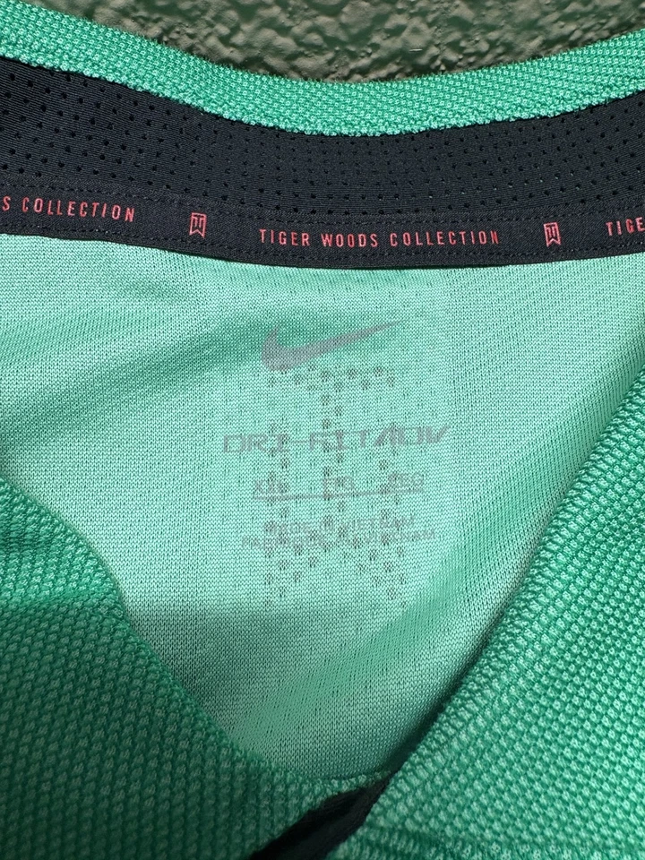 Camisa Polo Nike Tiger Woods Para Hombres 2XL Dri Fit ADV Golf DR5327-324 Foto 3 de 4