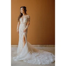 Custom illusion lace trumpet mermaid flare leg slit wedding dress size 4 small