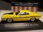 Dodge Challenger + Chevrolet Corvette Sting Ray - 1/43 Model Car