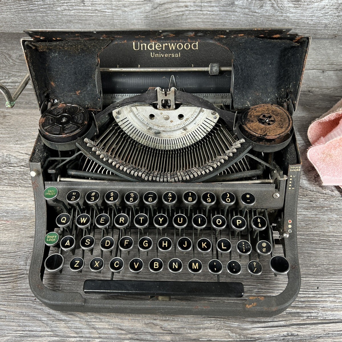 Underwood Universal タイプライター Underwood Universal 1935 - myTypewriter.com