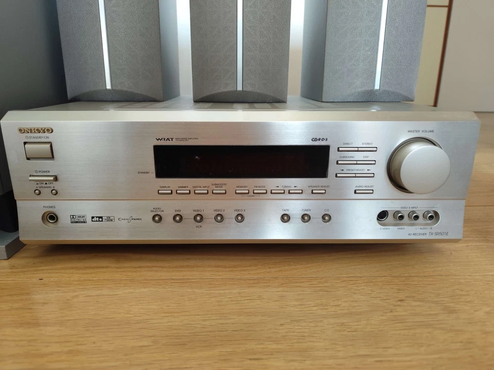 Sintoamplificatore Onkyo TX-SR501E, sistema 6.1, subwoofer skw 150 Telecomando - Immagine 2 di 4