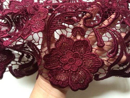 18 Colors Maggie Guipure Venice Medium to Heavy Weight Lace Fabric by the Yard - Picture 19 of 73