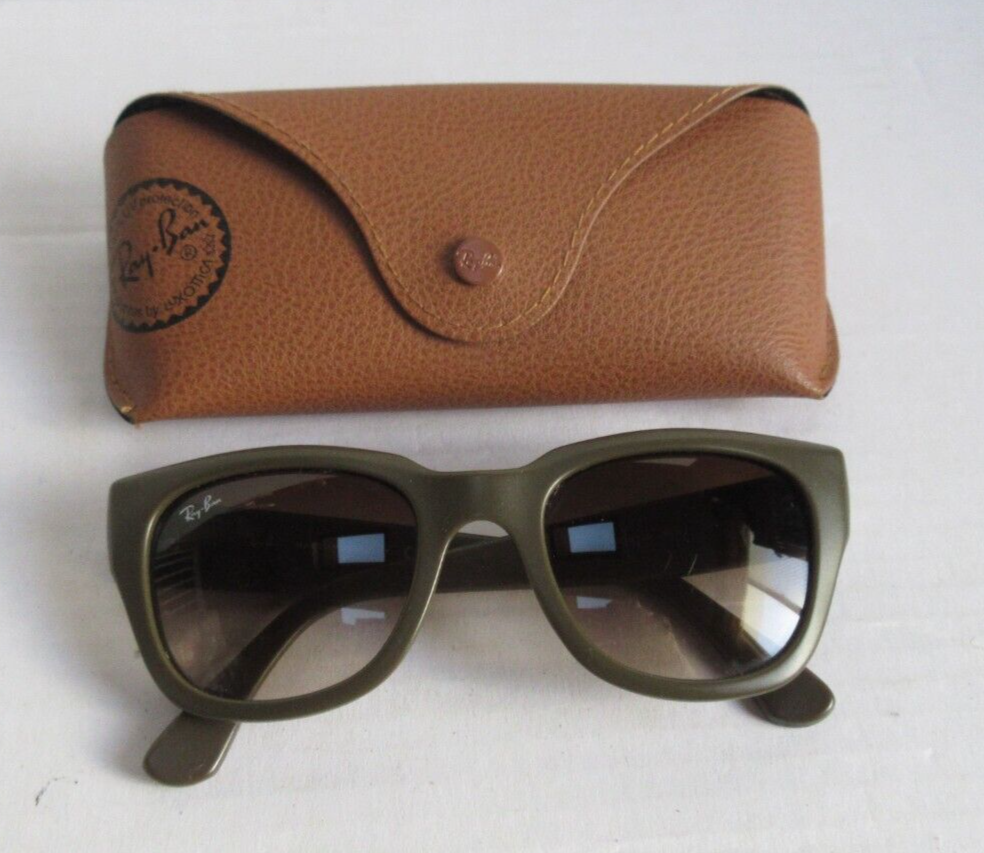 Ray-Ban 4178 Wayfarer Sunglasses Ray-Ban RB4178 Lens Replacement | LensDirect main image 4